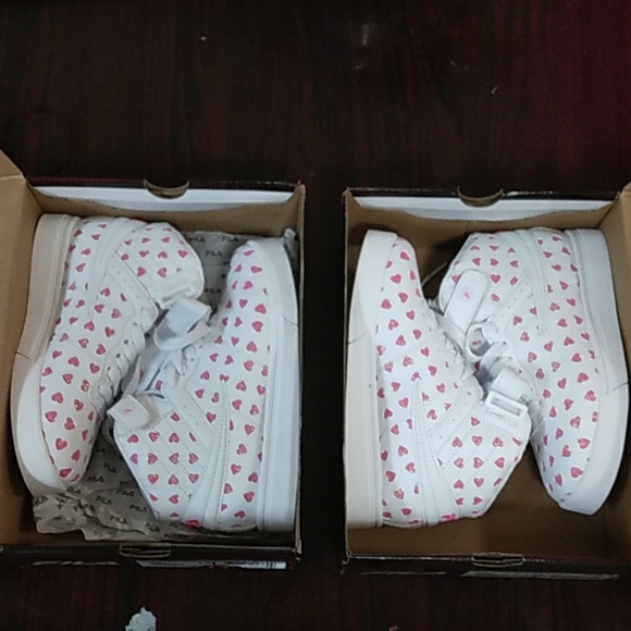 Fila kids sneakers - Picture 1 of 2